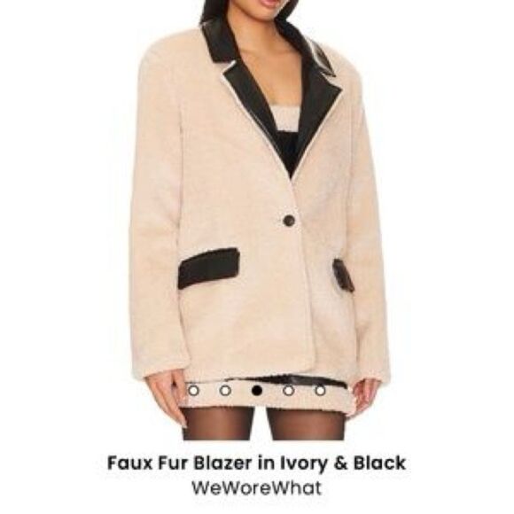 NWT WeWoreWhat Faux fur Sherpa blazer with front pockets size Medium women's - Picture 1 of 16